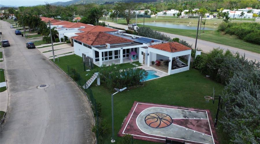 Juncos, Puerto Rico 00777, 4 Bedroom Bedrooms, ,4 Bathroombathrooms,Residential,For Sale,1,0,Mfrpr9123714