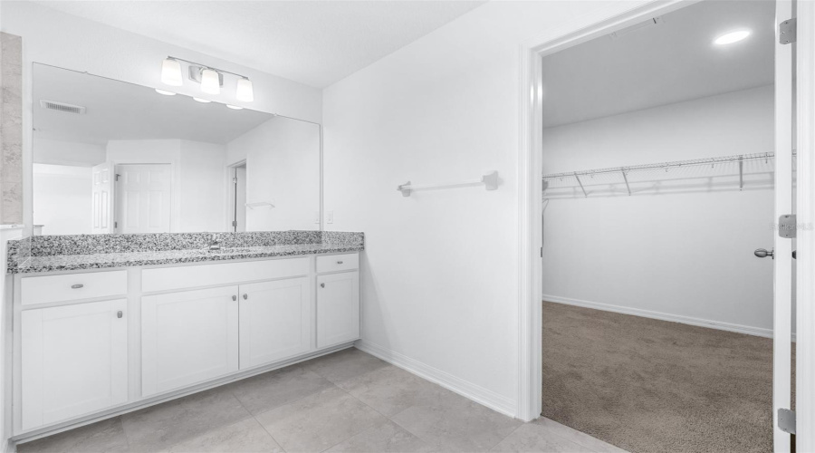 Lakeland, Florida 33811, 4 Bedroom Bedrooms, ,3 Bathroombathrooms,Residential,For Sale,Currant,0,Mfrtb8542055