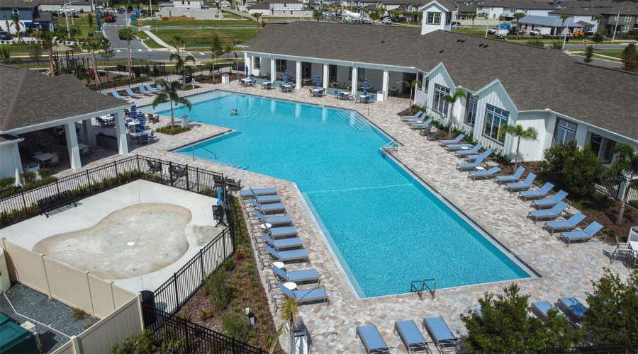 Lakeland, Florida 33811, 4 Bedroom Bedrooms, ,3 Bathroombathrooms,Residential,For Sale,Currant,0,Mfrtb8542055