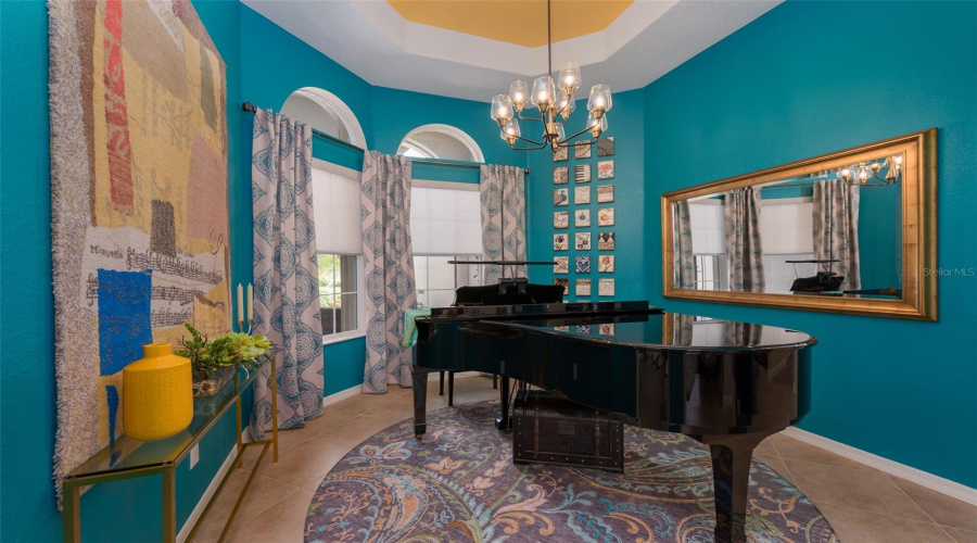 Sarasota, Florida 34243, 2 Bedroom Bedrooms, ,2 Bathroombathrooms,Residential,For Sale,65Th,0,Mfra4704116