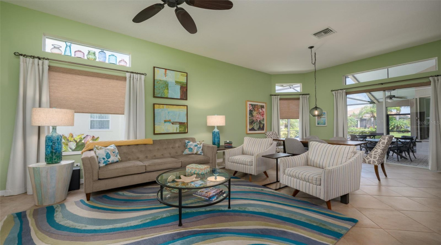 Sarasota, Florida 34243, 2 Bedroom Bedrooms, ,2 Bathroombathrooms,Residential,For Sale,65Th,0,Mfra4704116