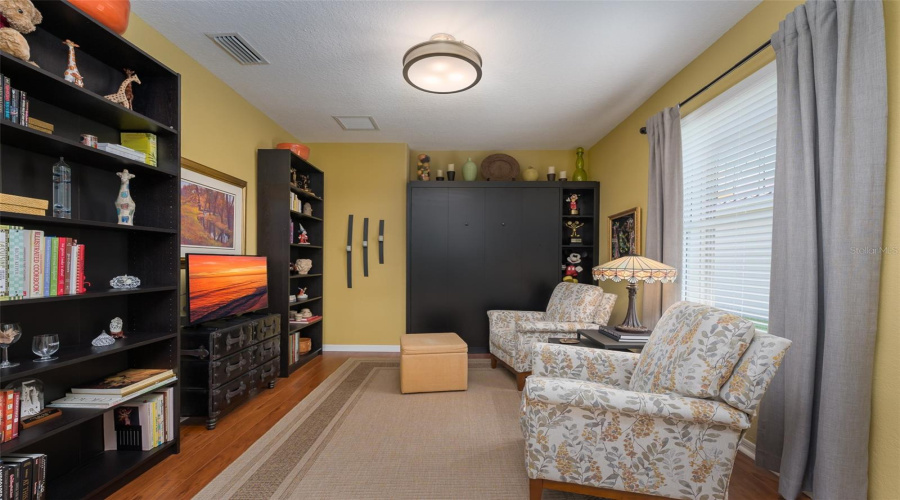 Sarasota, Florida 34243, 2 Bedroom Bedrooms, ,2 Bathroombathrooms,Residential,For Sale,65Th,0,Mfra4704116