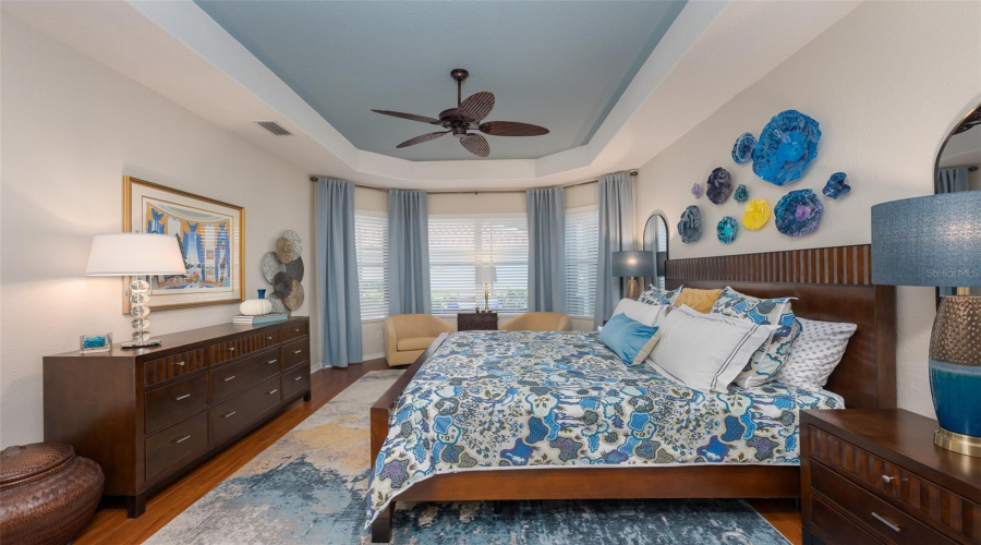 Sarasota, Florida 34243, 2 Bedroom Bedrooms, ,2 Bathroombathrooms,Residential,For Sale,65Th,0,Mfra4704116