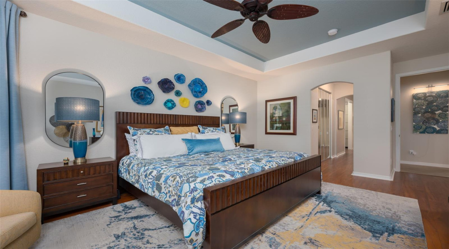 Sarasota, Florida 34243, 2 Bedroom Bedrooms, ,2 Bathroombathrooms,Residential,For Sale,65Th,0,Mfra4704116