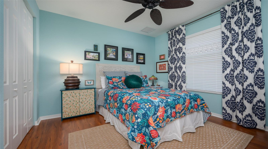 Sarasota, Florida 34243, 2 Bedroom Bedrooms, ,2 Bathroombathrooms,Residential,For Sale,65Th,0,Mfra4704116