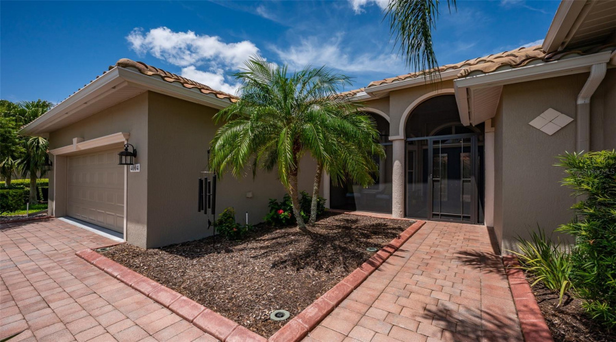 Sarasota, Florida 34243, 2 Bedroom Bedrooms, ,2 Bathroombathrooms,Residential,For Sale,65Th,0,Mfra4704116