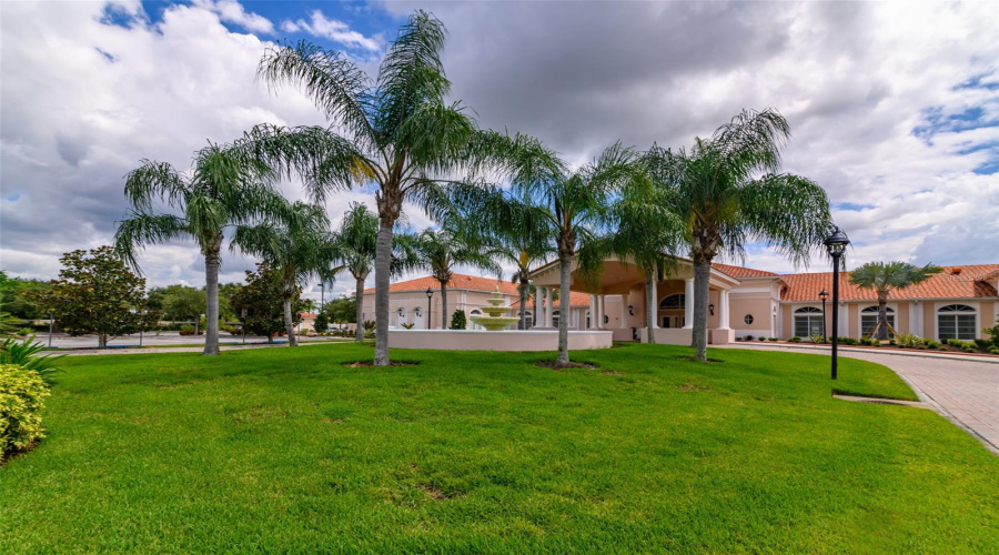 Sarasota, Florida 34243, 2 Bedroom Bedrooms, ,2 Bathroombathrooms,Residential,For Sale,65Th,0,Mfra4704116