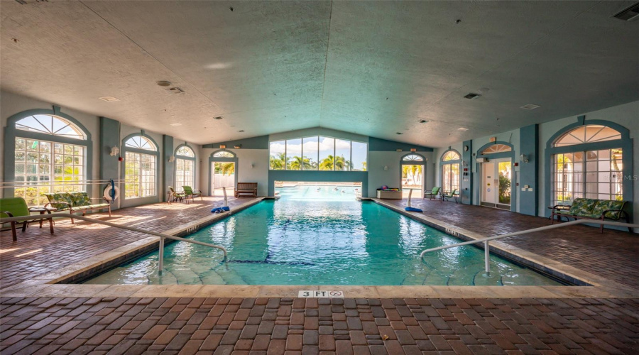 Sarasota, Florida 34243, 2 Bedroom Bedrooms, ,2 Bathroombathrooms,Residential,For Sale,65Th,0,Mfra4704116