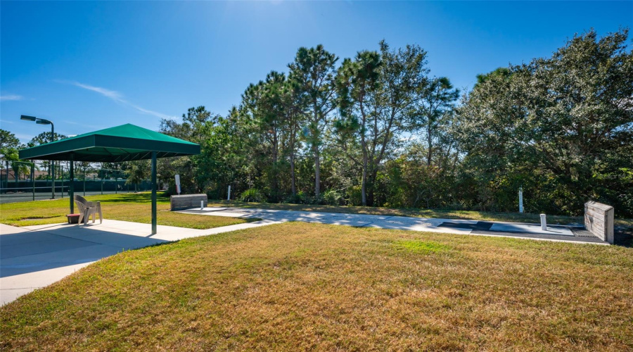 Sarasota, Florida 34243, 2 Bedroom Bedrooms, ,2 Bathroombathrooms,Residential,For Sale,65Th,0,Mfra4704116