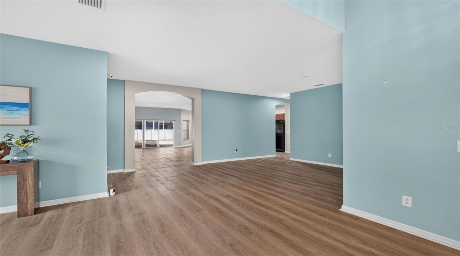 Ruskin, Florida 33570, 4 Bedroom Bedrooms, ,3 Bathroombathrooms,Residential,For Sale,19Th,0,Mfra4704140