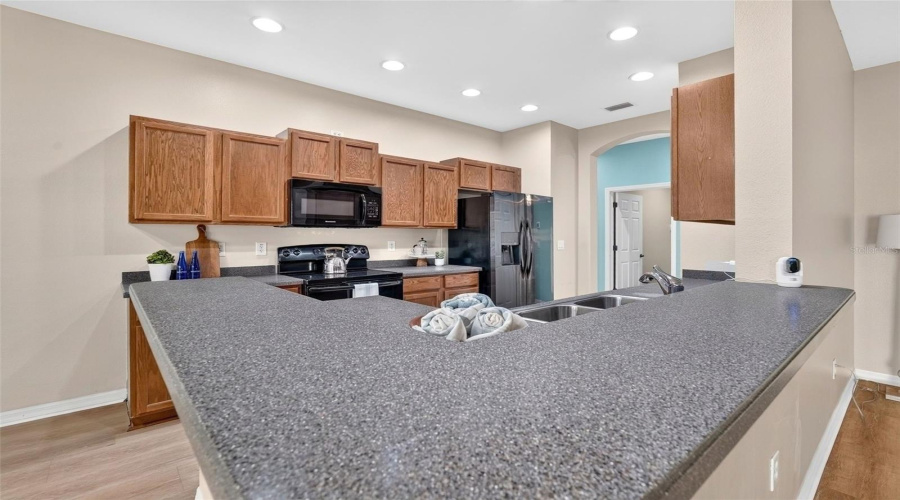 Ruskin, Florida 33570, 4 Bedroom Bedrooms, ,3 Bathroombathrooms,Residential,For Sale,19Th,0,Mfra4704140