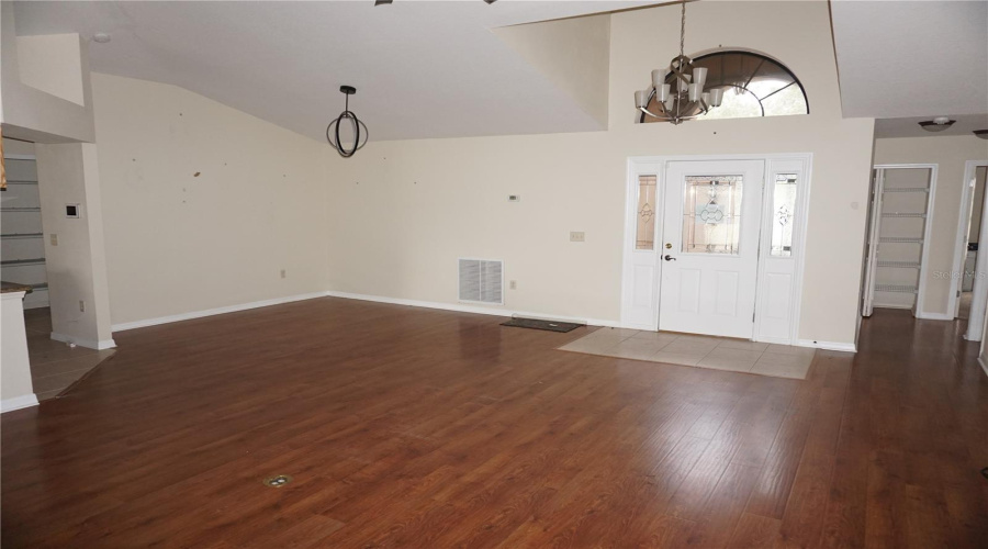 Tavares, Florida 32778, 3 Bedroom Bedrooms, ,2 Bathroombathrooms,Residential,For Sale,Treasure Cay,0,Mfrom731044