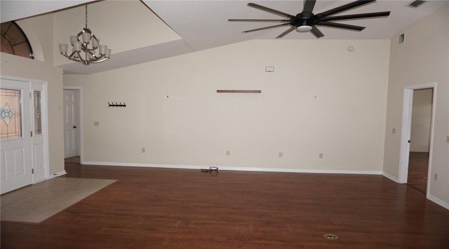 Tavares, Florida 32778, 3 Bedroom Bedrooms, ,2 Bathroombathrooms,Residential,For Sale,Treasure Cay,0,Mfrom731044