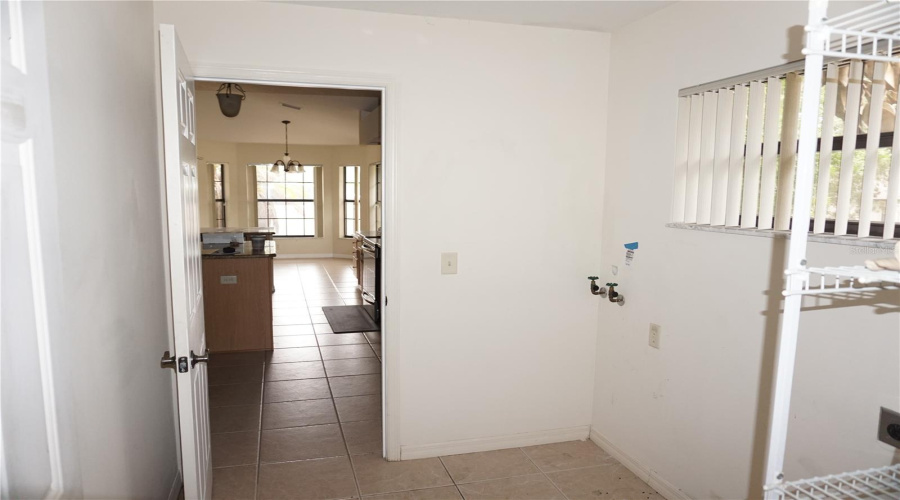Tavares, Florida 32778, 3 Bedroom Bedrooms, ,2 Bathroombathrooms,Residential,For Sale,Treasure Cay,0,Mfrom731044