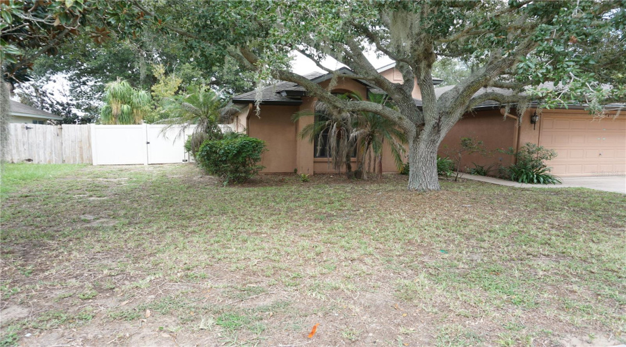 Tavares, Florida 32778, 3 Bedroom Bedrooms, ,2 Bathroombathrooms,Residential,For Sale,Treasure Cay,0,Mfrom731044