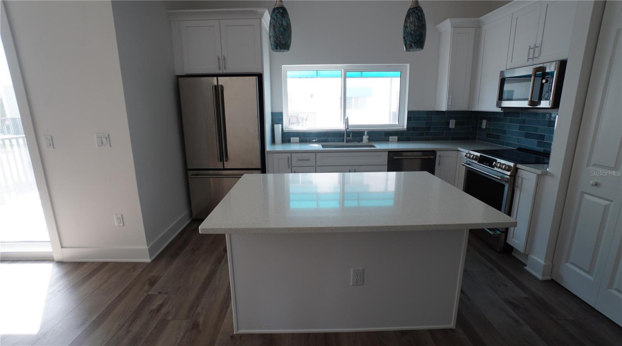 Madeira Beach, Florida 33708, 5 Bedroom Bedrooms, ,4 Bathroombathrooms,Residential,For Sale,Gulf,0,Mfrtb8541144