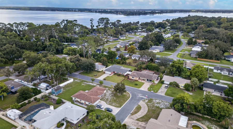 Mount Dora, Florida 32757, 4 Bedroom Bedrooms, ,2 Bathroombathrooms,Residential,For Sale,Laurel,0,Mfro6436554