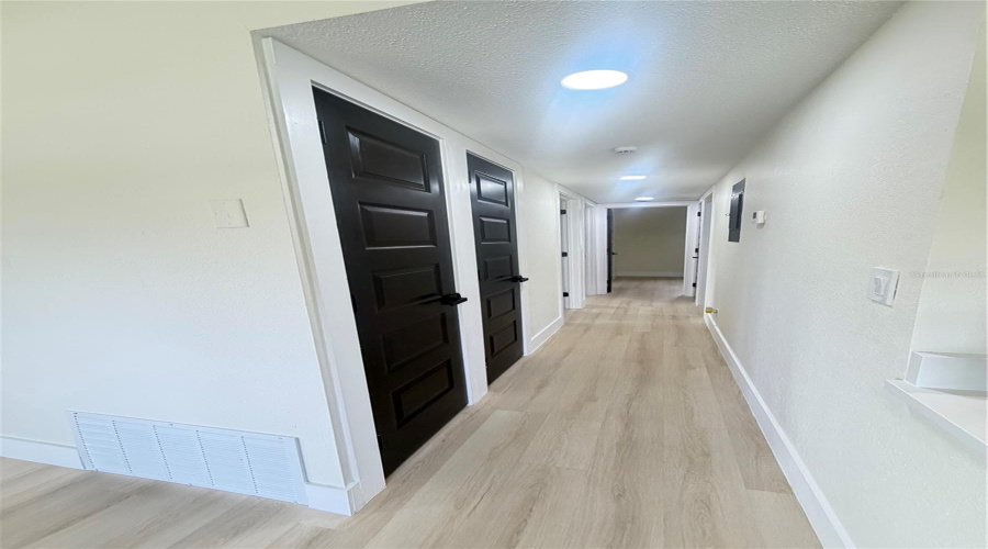 Tampa, Florida 33612, 4 Bedroom Bedrooms, ,2 Bathroombathrooms,Residential,For Sale,Willow,0,Mfrtb8542566