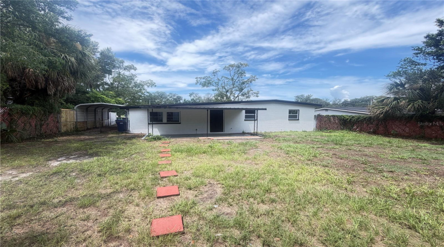 Tampa, Florida 33612, 4 Bedroom Bedrooms, ,2 Bathroombathrooms,Residential,For Sale,Willow,0,Mfrtb8542566