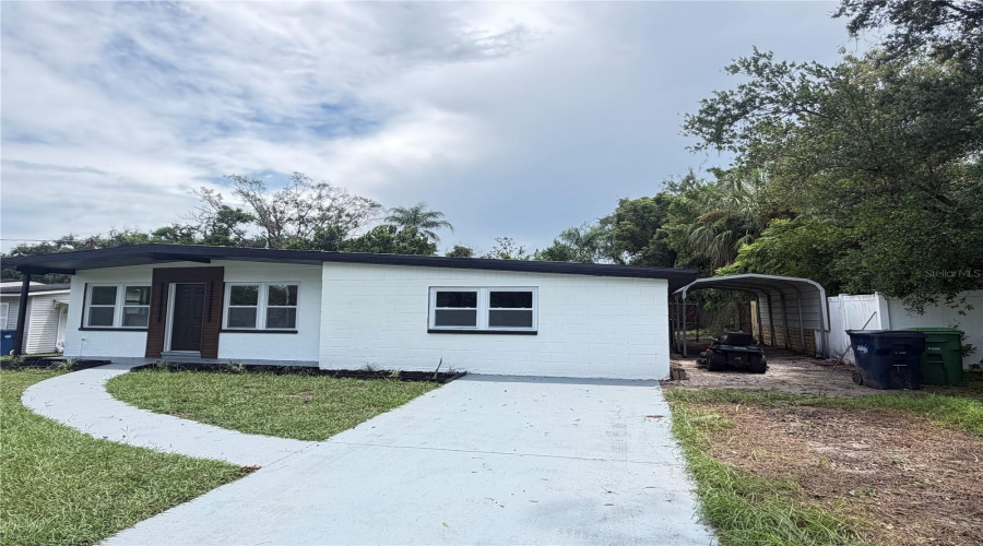 Tampa, Florida 33612, 4 Bedroom Bedrooms, ,2 Bathroombathrooms,Residential,For Sale,Willow,0,Mfrtb8542566