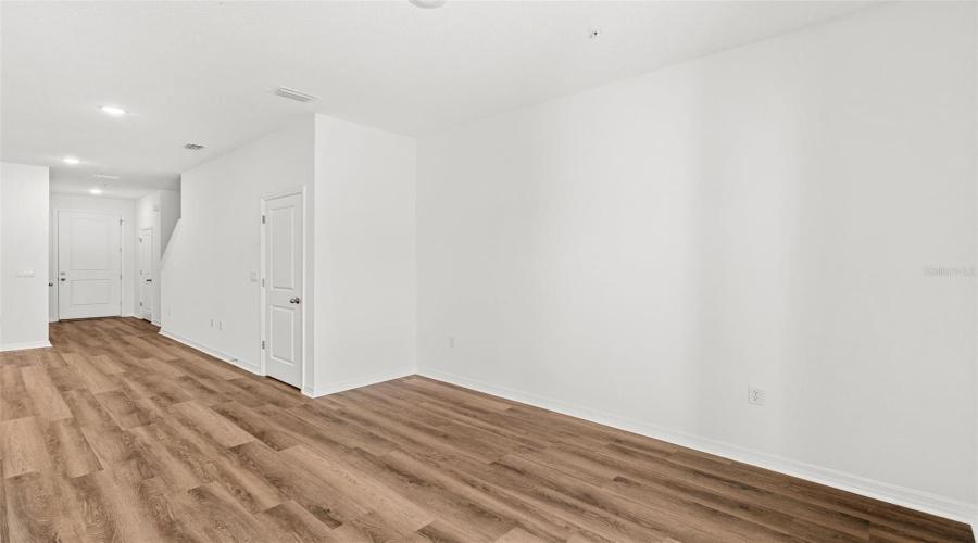 Orlando, Florida 32822, 3 Bedroom Bedrooms, ,2 Bathroombathrooms,Residential,For Sale,Winding River,0,Mfrw7888937