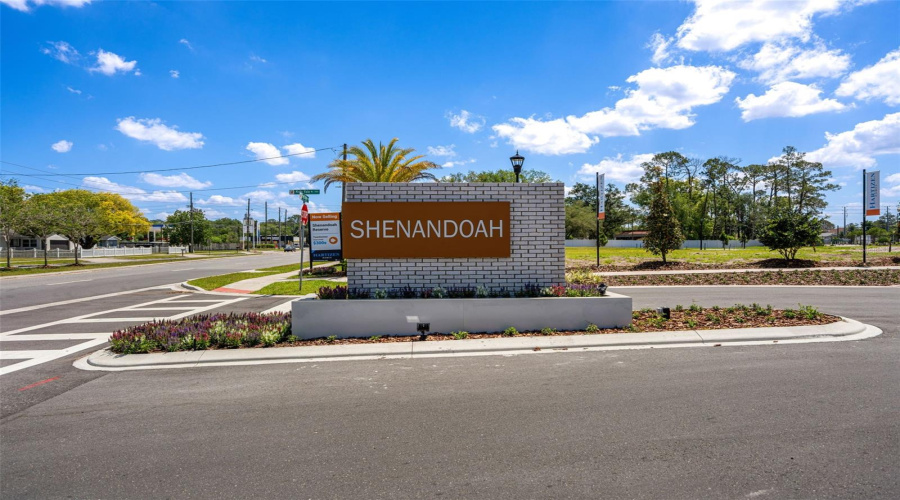 Orlando, Florida 32822, 3 Bedroom Bedrooms, ,2 Bathroombathrooms,Residential,For Sale,Winding River,0,Mfrw7888937