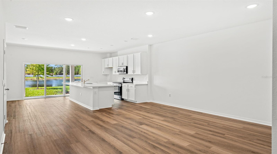 Orlando, Florida 32822, 3 Bedroom Bedrooms, ,2 Bathroombathrooms,Residential,For Sale,Winding River,0,Mfrw7888937