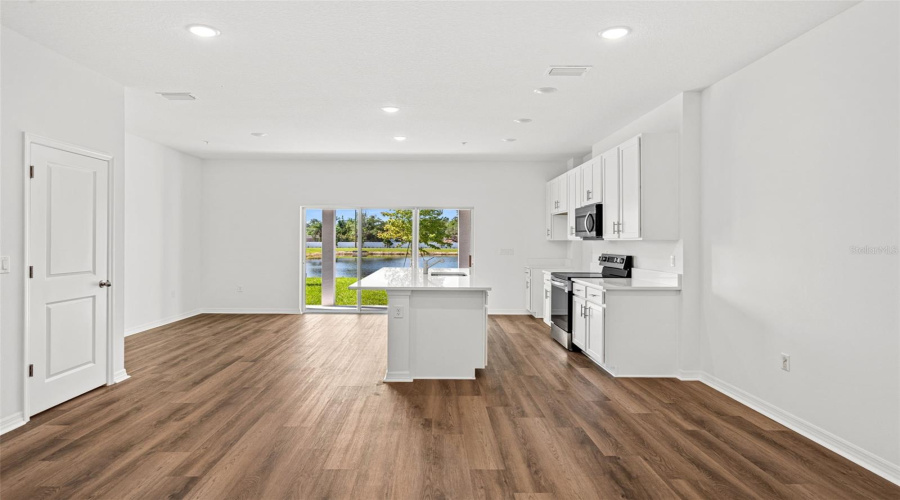 Orlando, Florida 32822, 3 Bedroom Bedrooms, ,2 Bathroombathrooms,Residential,For Sale,Winding River,0,Mfrw7888937