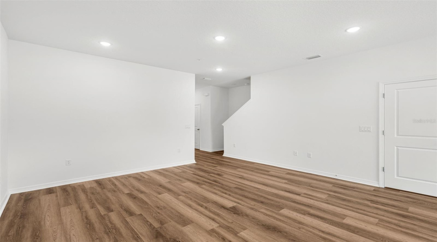 Orlando, Florida 32822, 3 Bedroom Bedrooms, ,2 Bathroombathrooms,Residential,For Sale,Winding River,0,Mfrw7888937