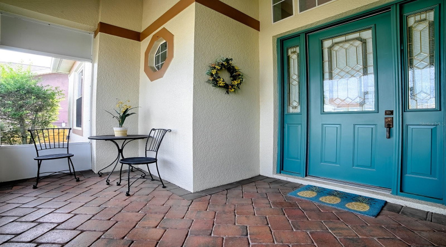 Screened Entry Patio