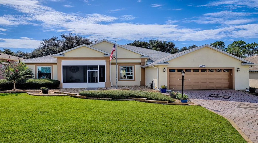 Leesburg, Florida 34748, 2 Bedroom Bedrooms, ,2 Bathroombathrooms,Residential,For Sale,Sable Ridge,0,Mfrg5116943