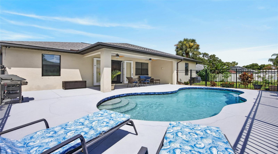 Port Charlotte, Florida 33952, 3 Bedroom Bedrooms, ,2 Bathroombathrooms,Residential,For Sale,Fletcher,0,Mfrc7529724