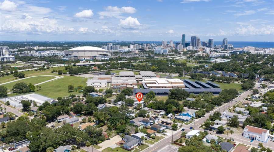 St Petersburg, Florida 33712, 4 Bedroom Bedrooms, ,2 Bathroombathrooms,Residential,For Sale,18Th,0,Mfrtb8541673