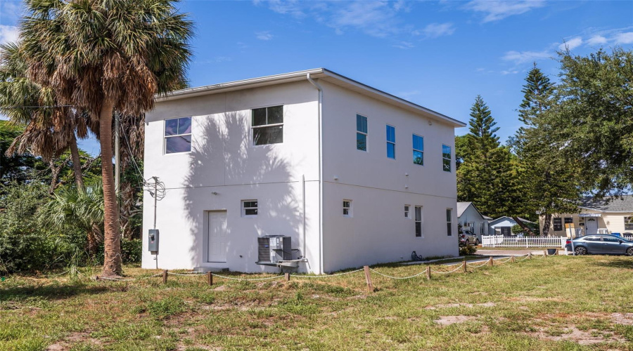 St Petersburg, Florida 33712, 4 Bedroom Bedrooms, ,2 Bathroombathrooms,Residential,For Sale,18Th,0,Mfrtb8541673
