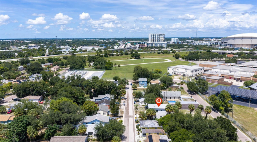 St Petersburg, Florida 33712, 4 Bedroom Bedrooms, ,2 Bathroombathrooms,Residential,For Sale,18Th,0,Mfrtb8541673