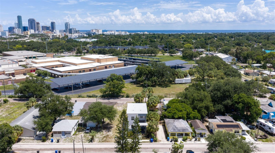 St Petersburg, Florida 33712, 4 Bedroom Bedrooms, ,2 Bathroombathrooms,Residential,For Sale,18Th,0,Mfrtb8541673