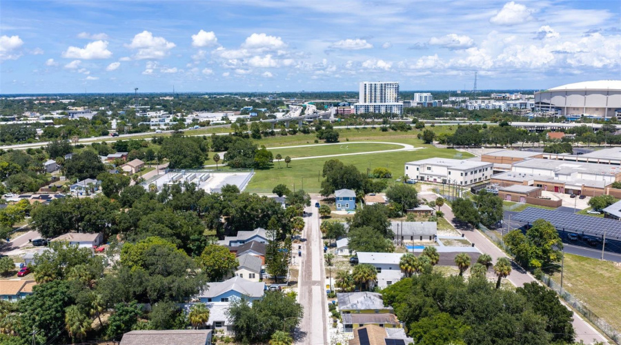 St Petersburg, Florida 33712, 4 Bedroom Bedrooms, ,2 Bathroombathrooms,Residential,For Sale,18Th,0,Mfrtb8541673