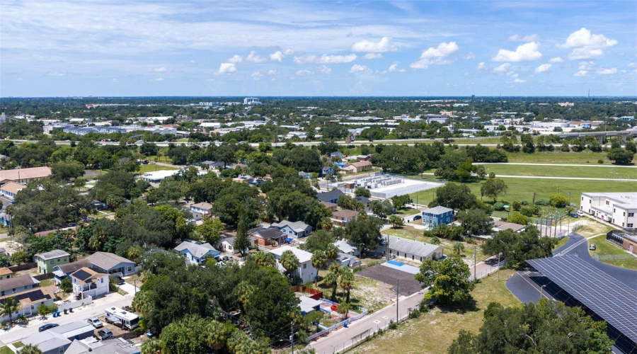 St Petersburg, Florida 33712, 4 Bedroom Bedrooms, ,2 Bathroombathrooms,Residential,For Sale,18Th,0,Mfrtb8541673
