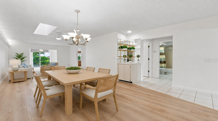 Virtually Staged; Light &Amp; Bright Main Living With An Oversized Skylight~