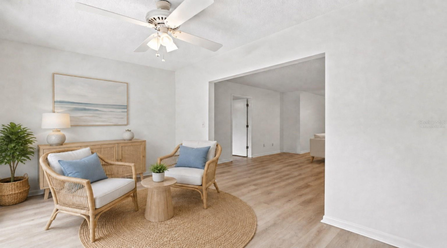 Virtually Staged; Perfect Space For Year-Round Enjoyment~