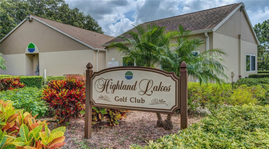 Free Golf For Two Is Just One Of Hl'S Amazing Amenities~