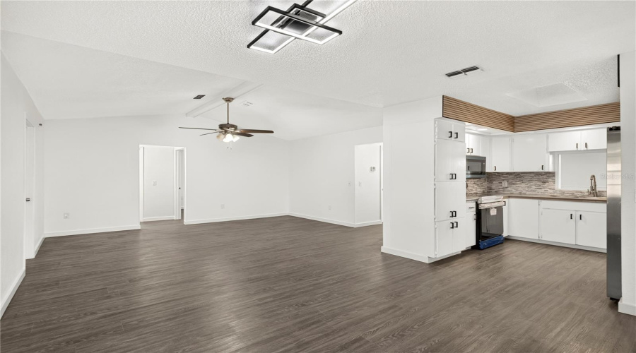 Spring Hill, Florida 34609, 4 Bedroom Bedrooms, ,2 Bathroombathrooms,Residential,For Sale,Augustine,0,Mfrtb8541709
