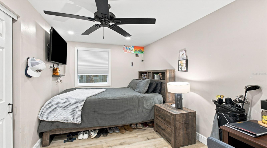 Tampa, Florida 33610, 5 Bedroom Bedrooms, ,2 Bathroombathrooms,Residential,For Sale,Hanna,0,Mfrtb8542617