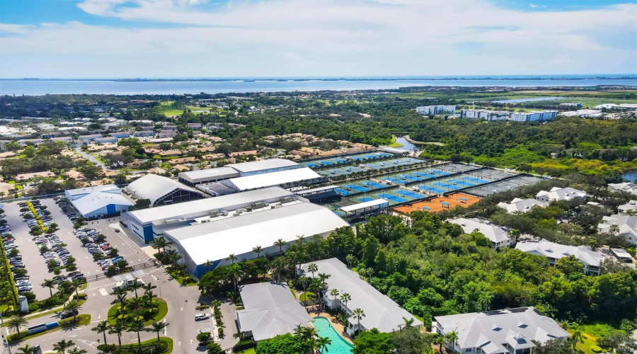 Bradenton, Florida 34210, 3 Bedroom Bedrooms, ,3 Bathroombathrooms,Residential,For Sale,54Th,0,Mfra4703862