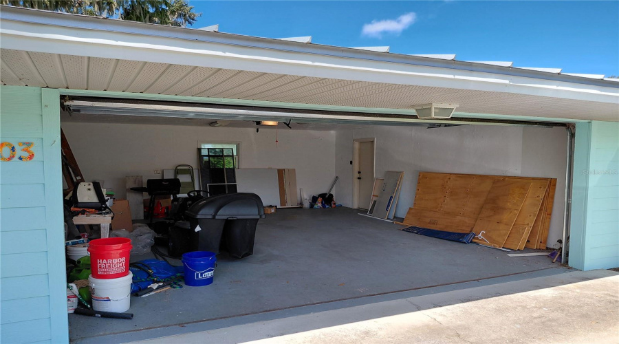 Lorida, Florida 33857, 3 Bedroom Bedrooms, ,2 Bathroombathrooms,Residential,For Sale,Club,0,Mfrtb8541711