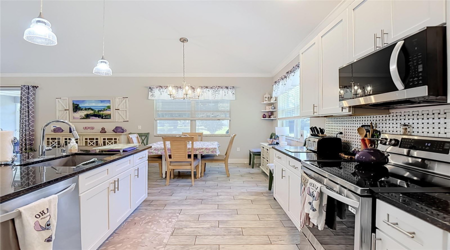 Sebring, Florida 33876, 3 Bedroom Bedrooms, ,2 Bathroombathrooms,Residential,For Sale,Oak Knolls,0,Mfro6436850