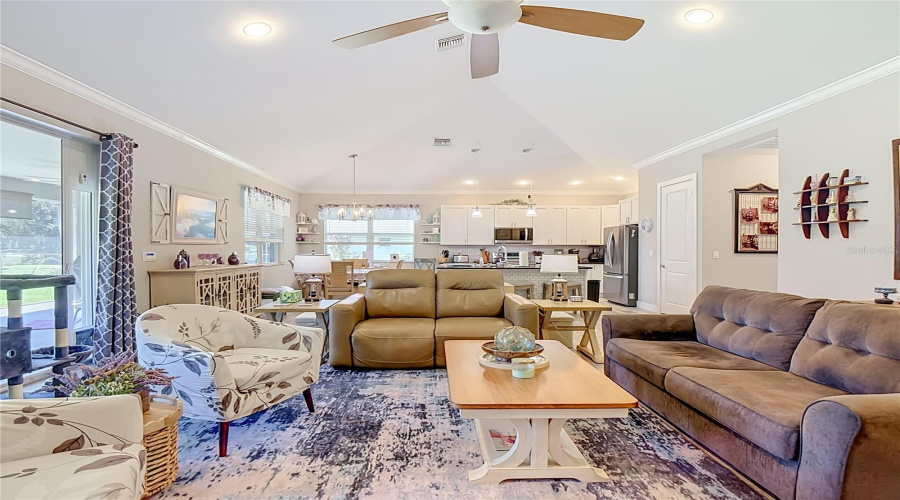 Sebring, Florida 33876, 3 Bedroom Bedrooms, ,2 Bathroombathrooms,Residential,For Sale,Oak Knolls,0,Mfro6436850