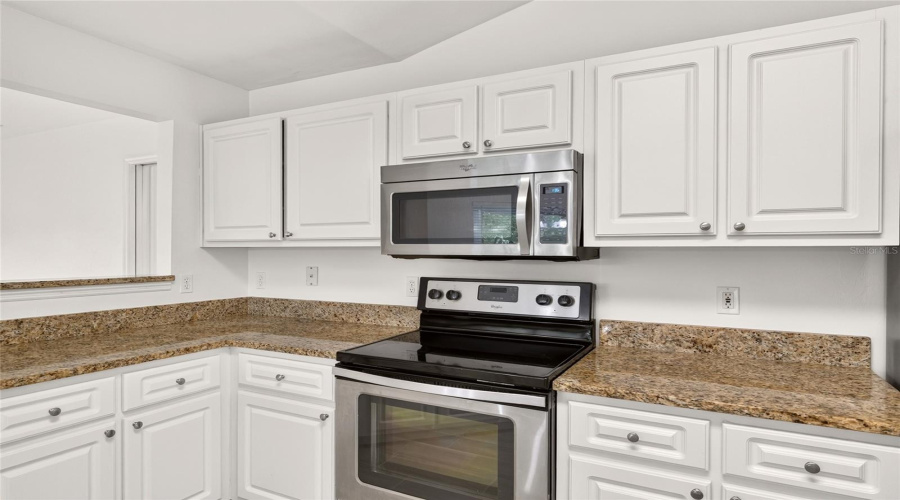 Gainesville, Florida 32608, 4 Bedroom Bedrooms, ,2 Bathroombathrooms,Residential,For Sale,52Nd,0,Mfrgc542915
