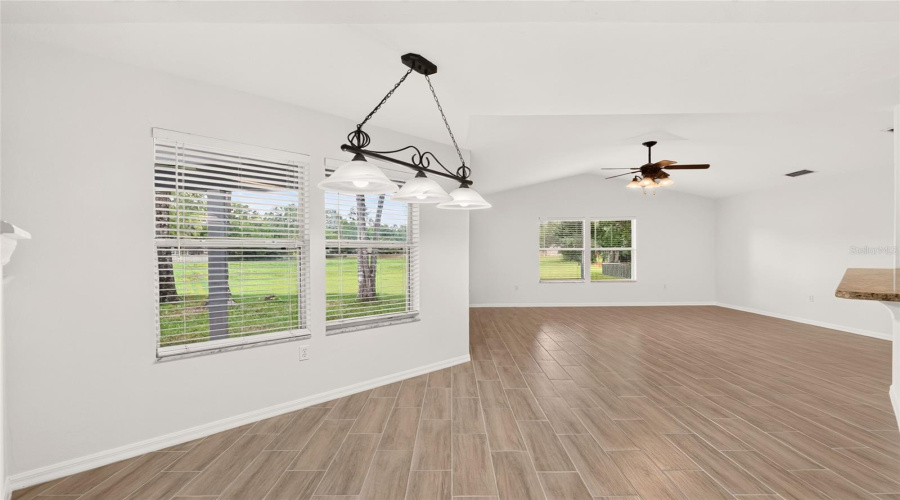 Gainesville, Florida 32608, 4 Bedroom Bedrooms, ,2 Bathroombathrooms,Residential,For Sale,52Nd,0,Mfrgc542915
