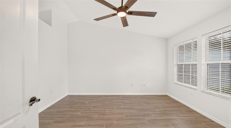 Gainesville, Florida 32608, 4 Bedroom Bedrooms, ,2 Bathroombathrooms,Residential,For Sale,52Nd,0,Mfrgc542915